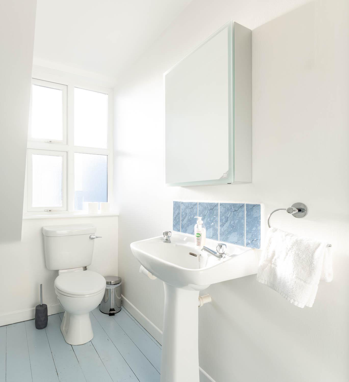Modern Canal View Home, In City Centre, Sleeps 8 골웨이 외부 사진